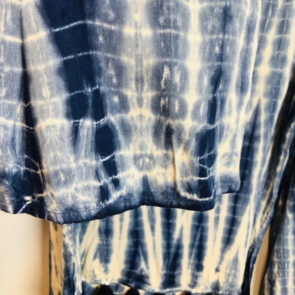 Jachs Girlfriend Women’s Small Tie-dye Long Sleeve Tassel Hem Top - Picture 6 of 9